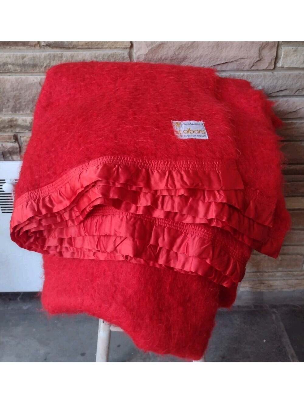 Vintage 70s St Albans Glen Monarch Pure Scottish Mohair Blanket Red 102x92